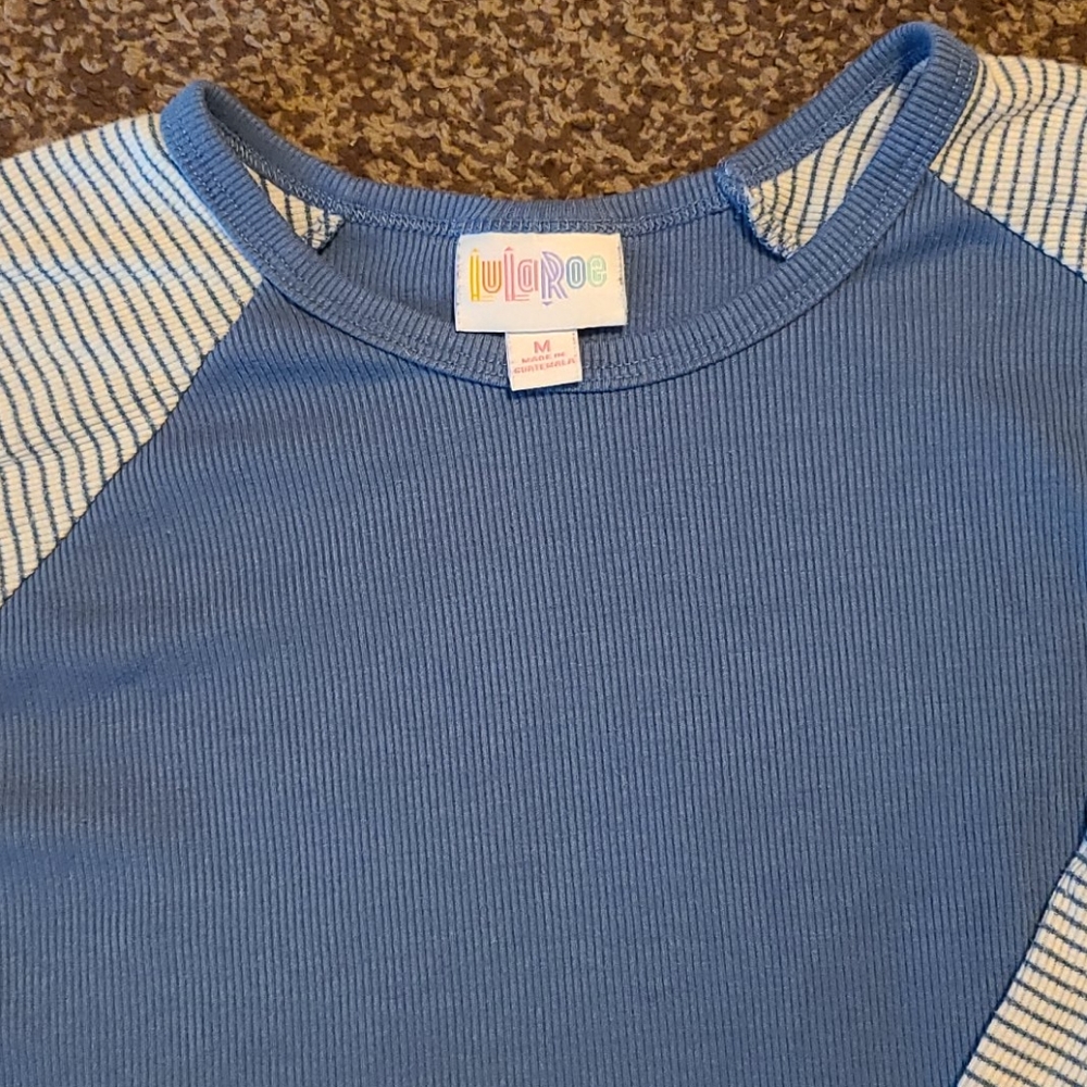 LULAROE - Picture 2 of 2